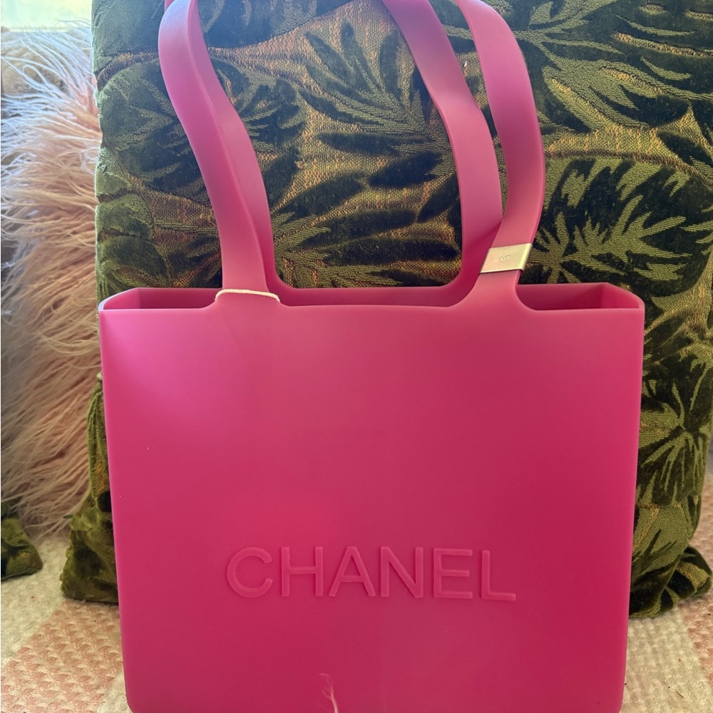 Chanel Pink Jelly Petite Shopping Tote - Picture 5 of 7